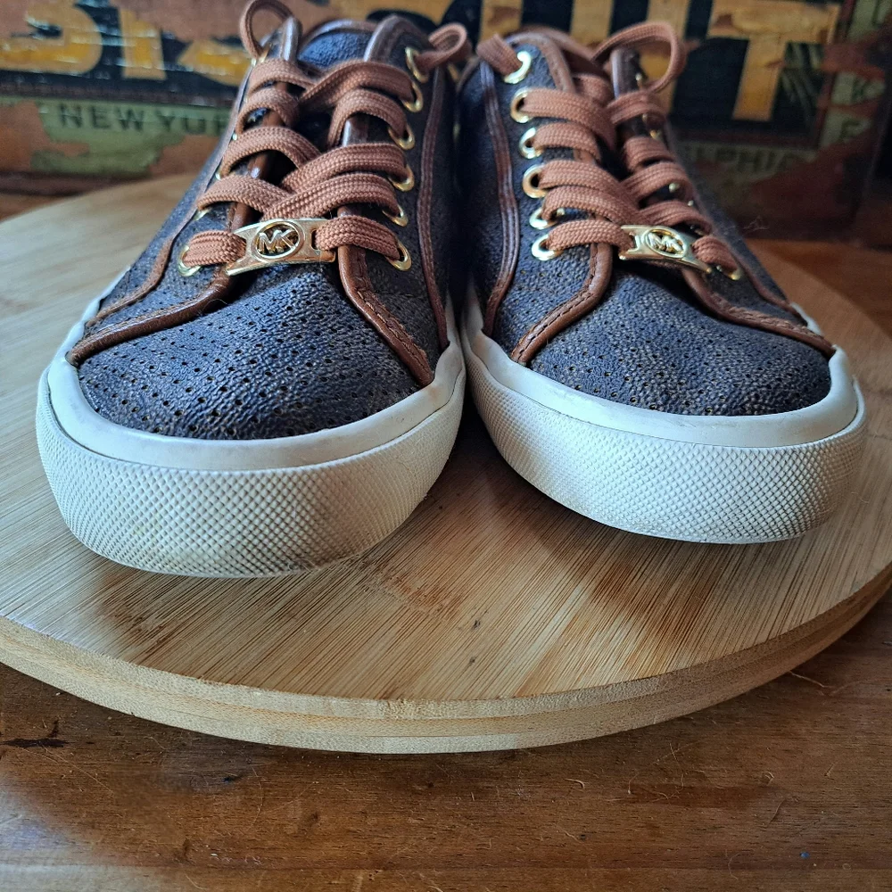 Michael Kors Boerum Sneakers Women's Size 8 Brown MK Logo Signature Casual